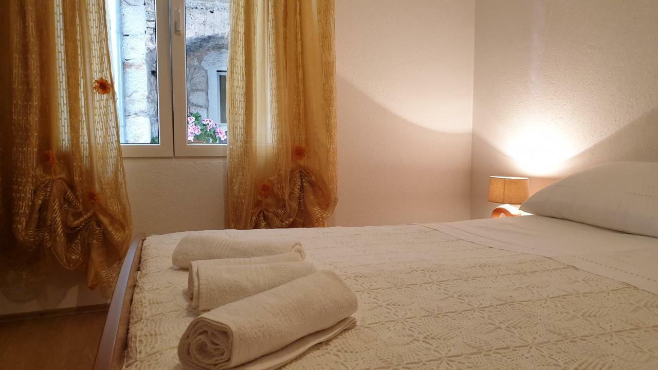 Apartman Biserka Pitve Exterior foto